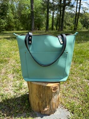 Portland Leather Goods Medium Zip Tote - Mint w/ Black Handles